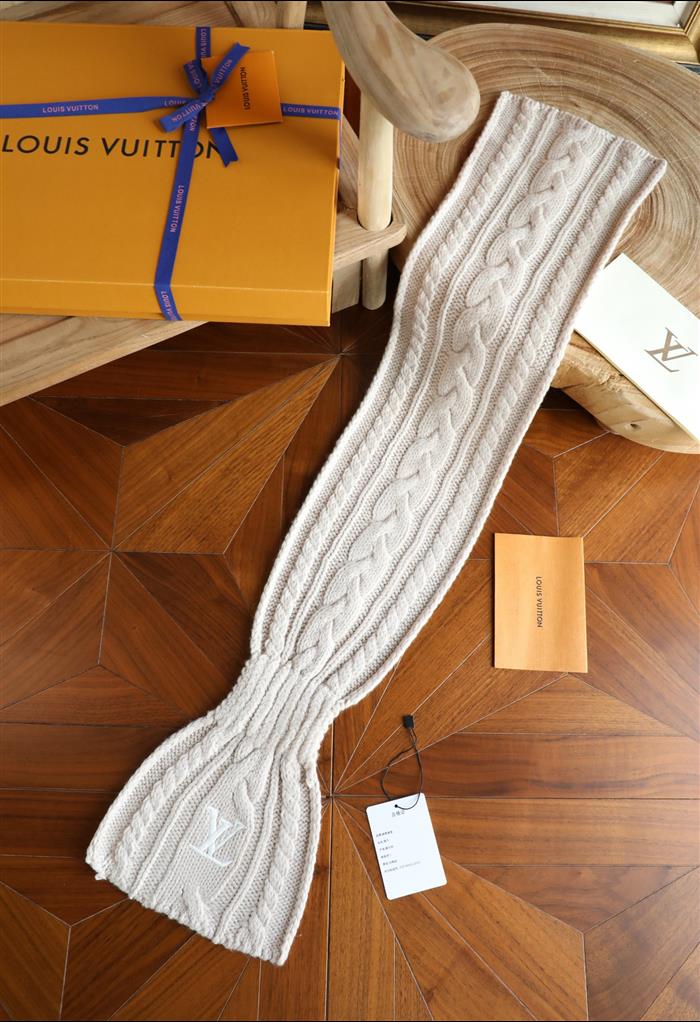 2026116115858322 100